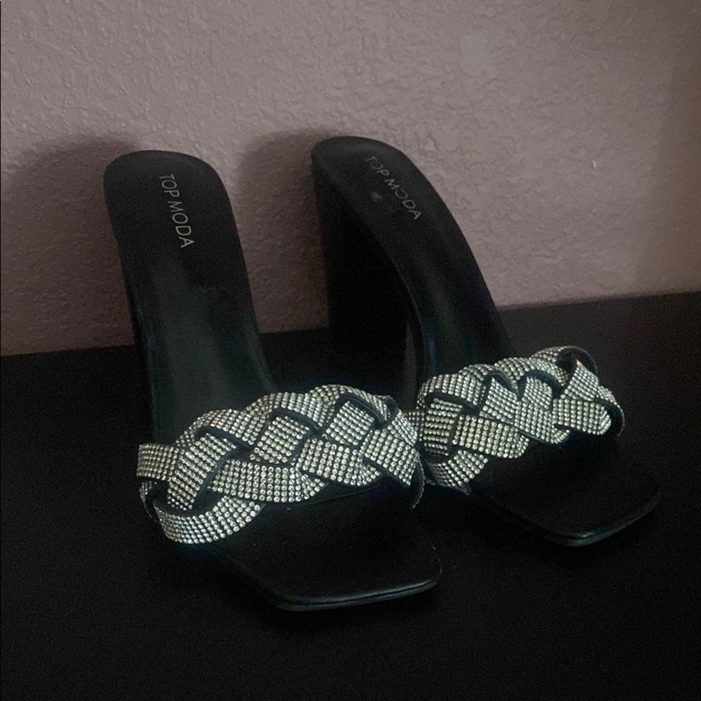 TOP Moda Black and Silver Embellished Heels